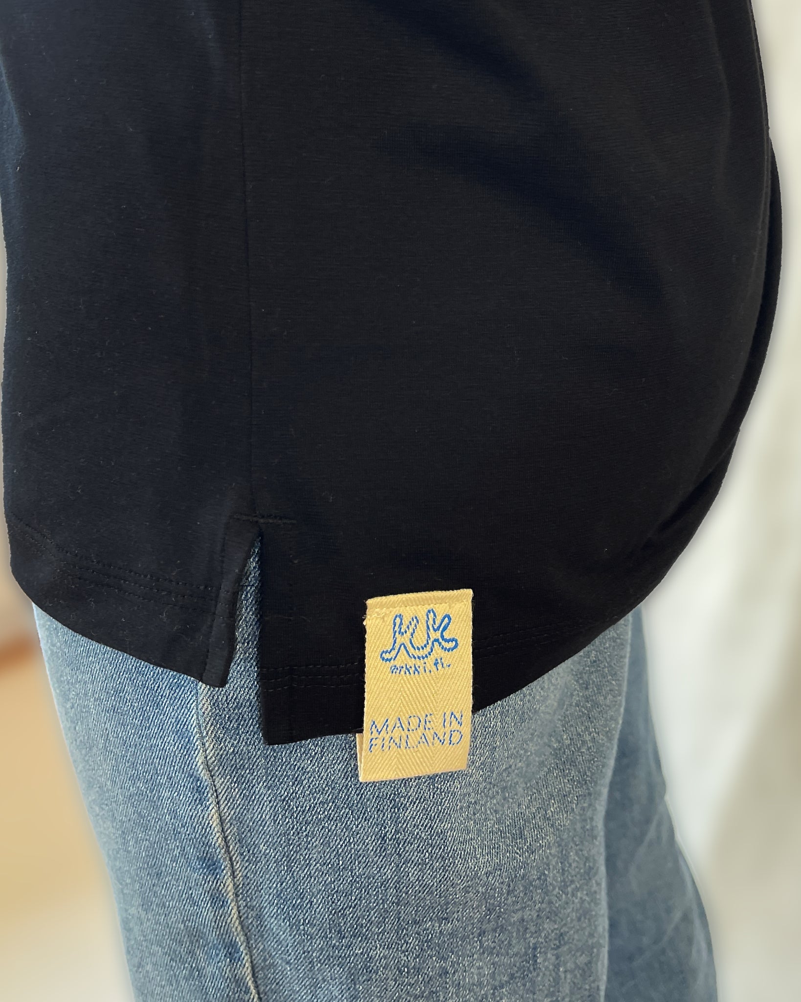 Erkki SOLID Tee - Organic Cotton / Lyocell BLACK